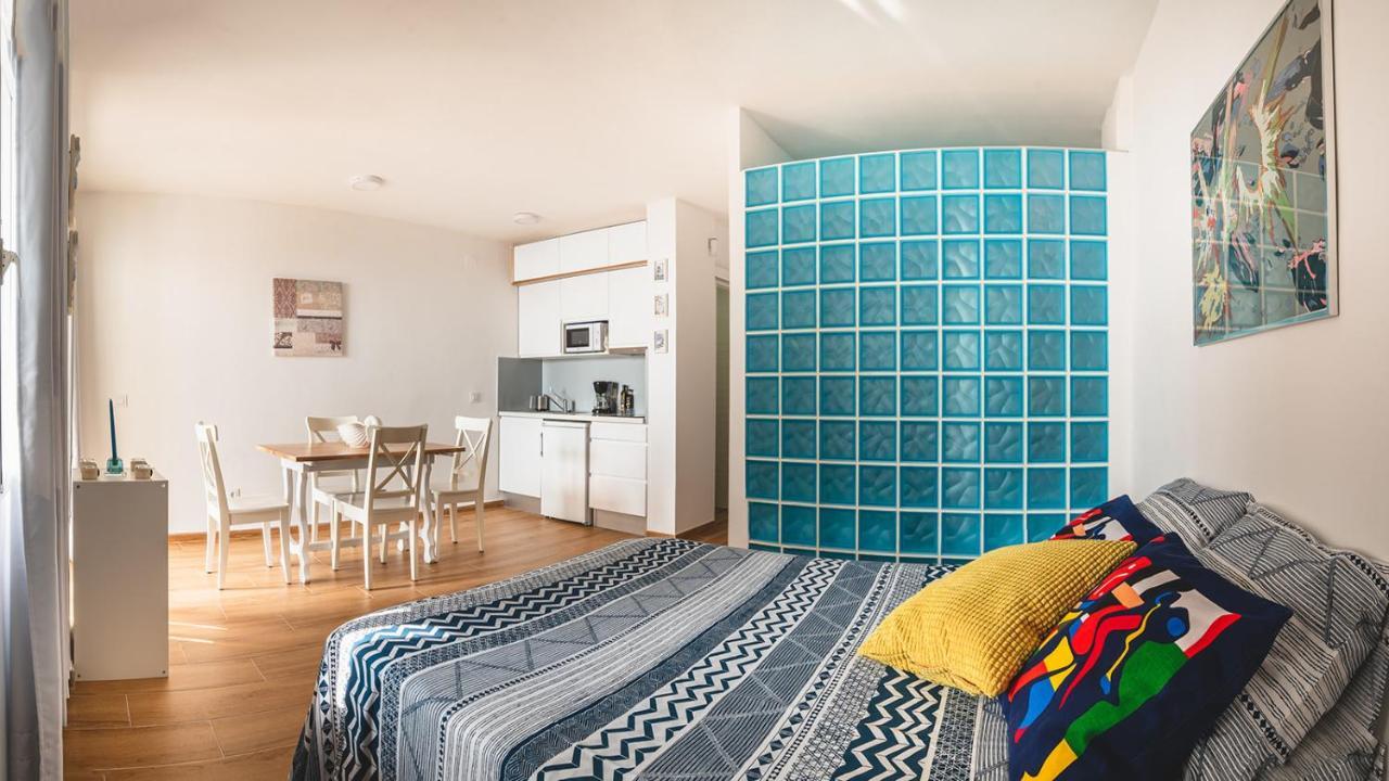 Ampuries Delta Apartment เอมปูเรียบราบา ภายนอก รูปภาพ