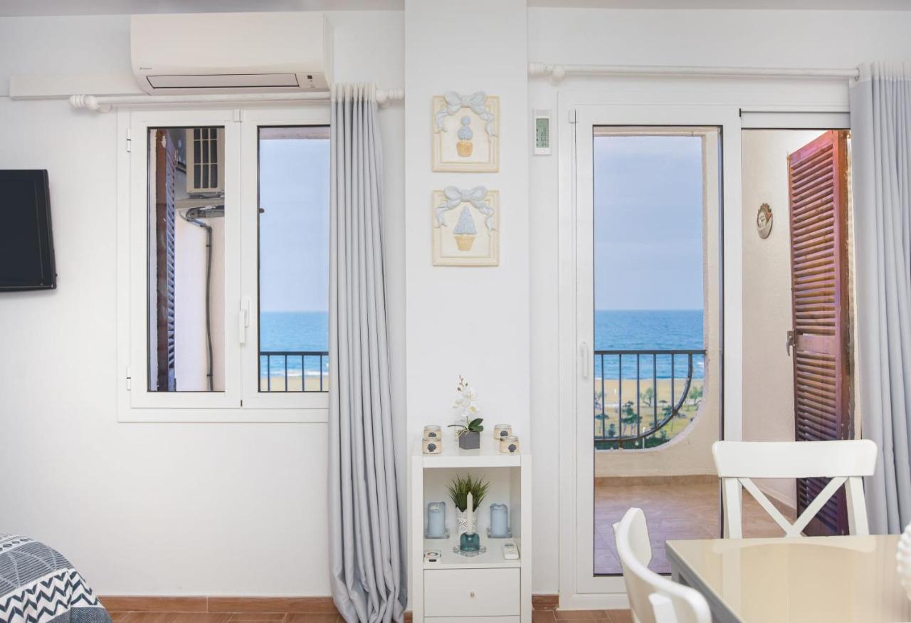 Ampuries Delta Apartment เอมปูเรียบราบา ภายนอก รูปภาพ